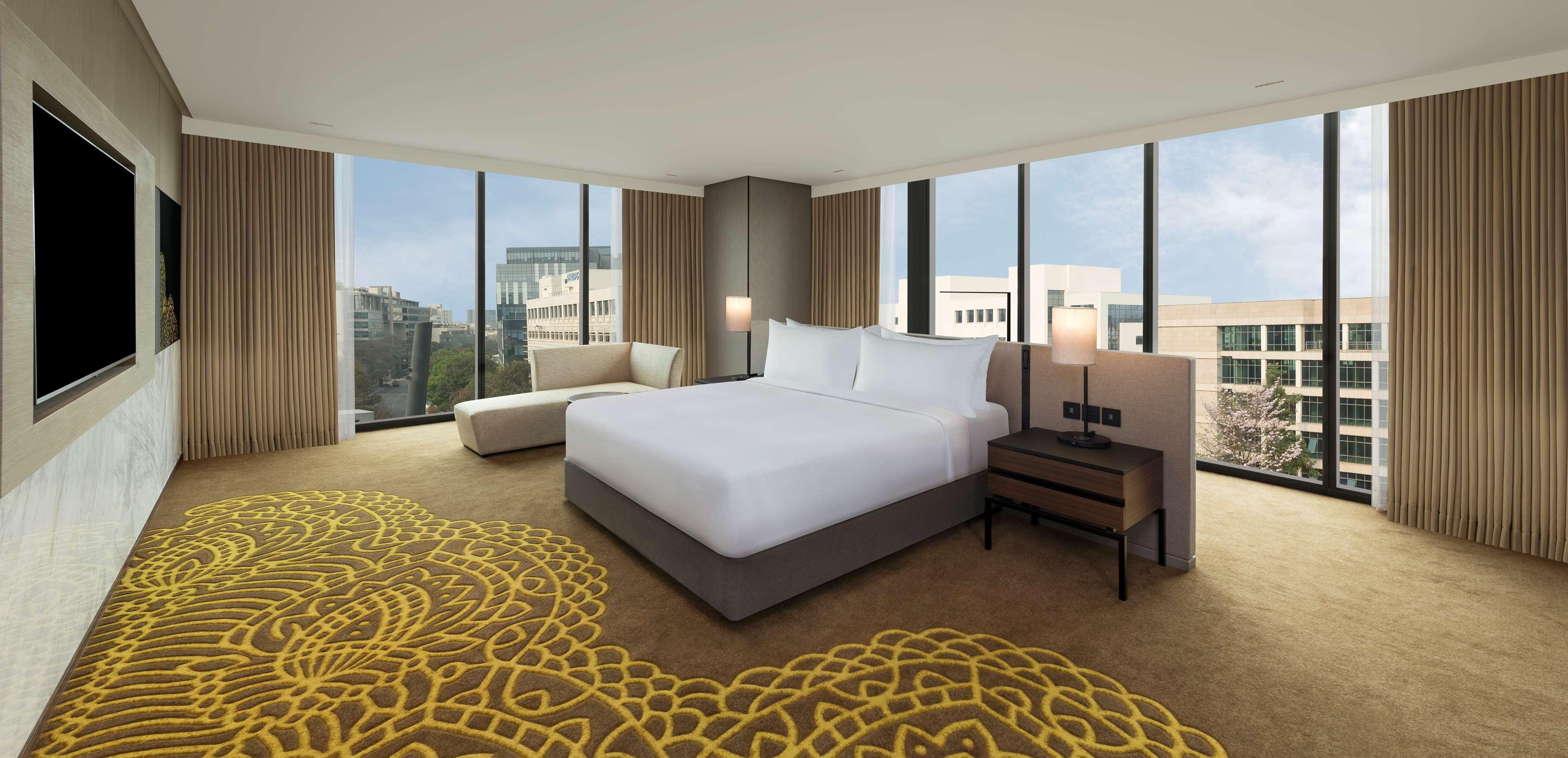 Hilton Garden Inn Bengaluru Embassy Manyata Business Park Extérieur photo