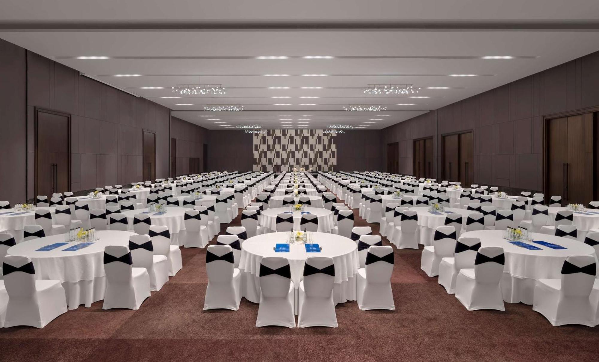 Hilton Garden Inn Bengaluru Embassy Manyata Business Park Extérieur photo
