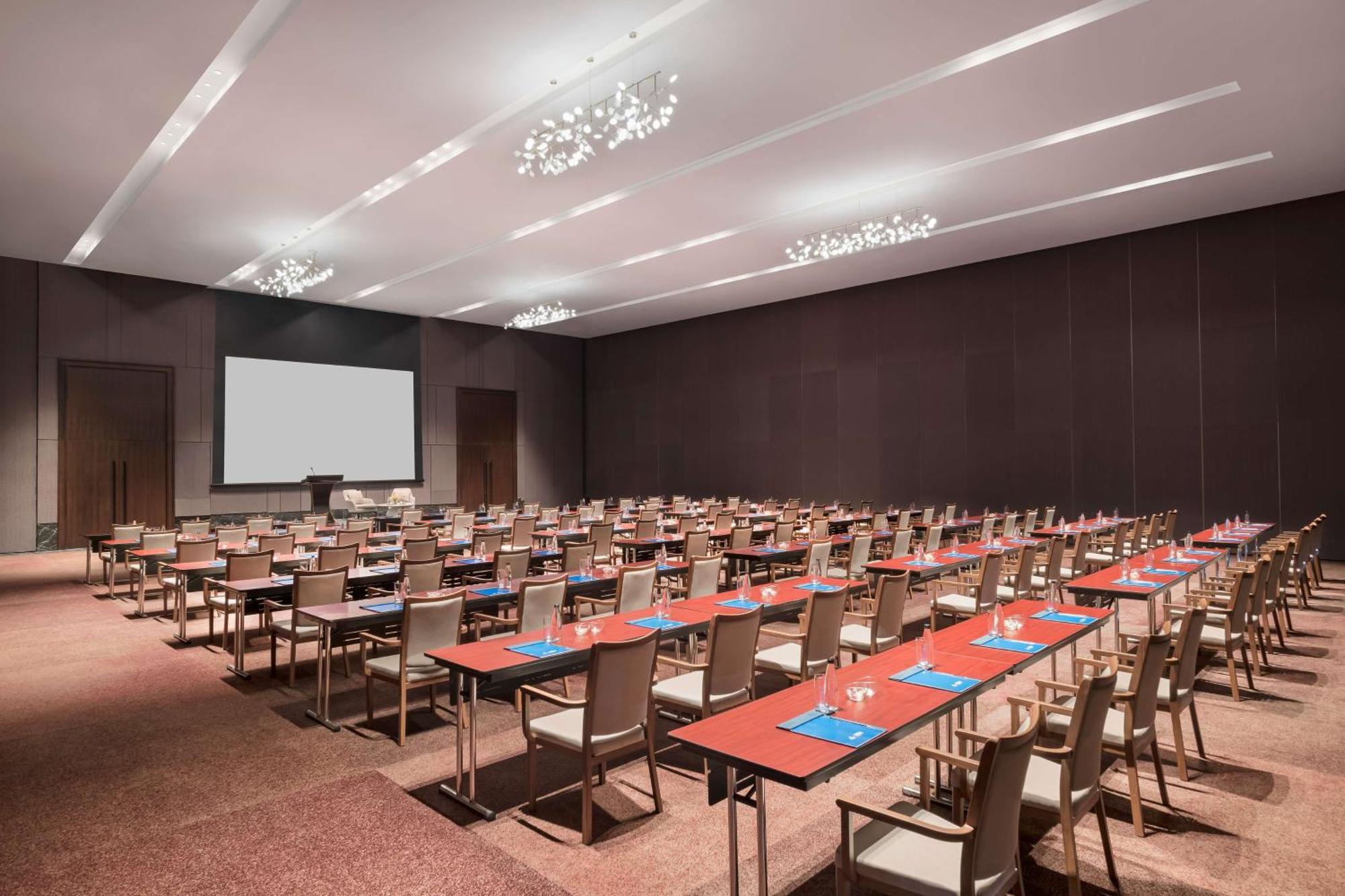 Hilton Garden Inn Bengaluru Embassy Manyata Business Park Extérieur photo