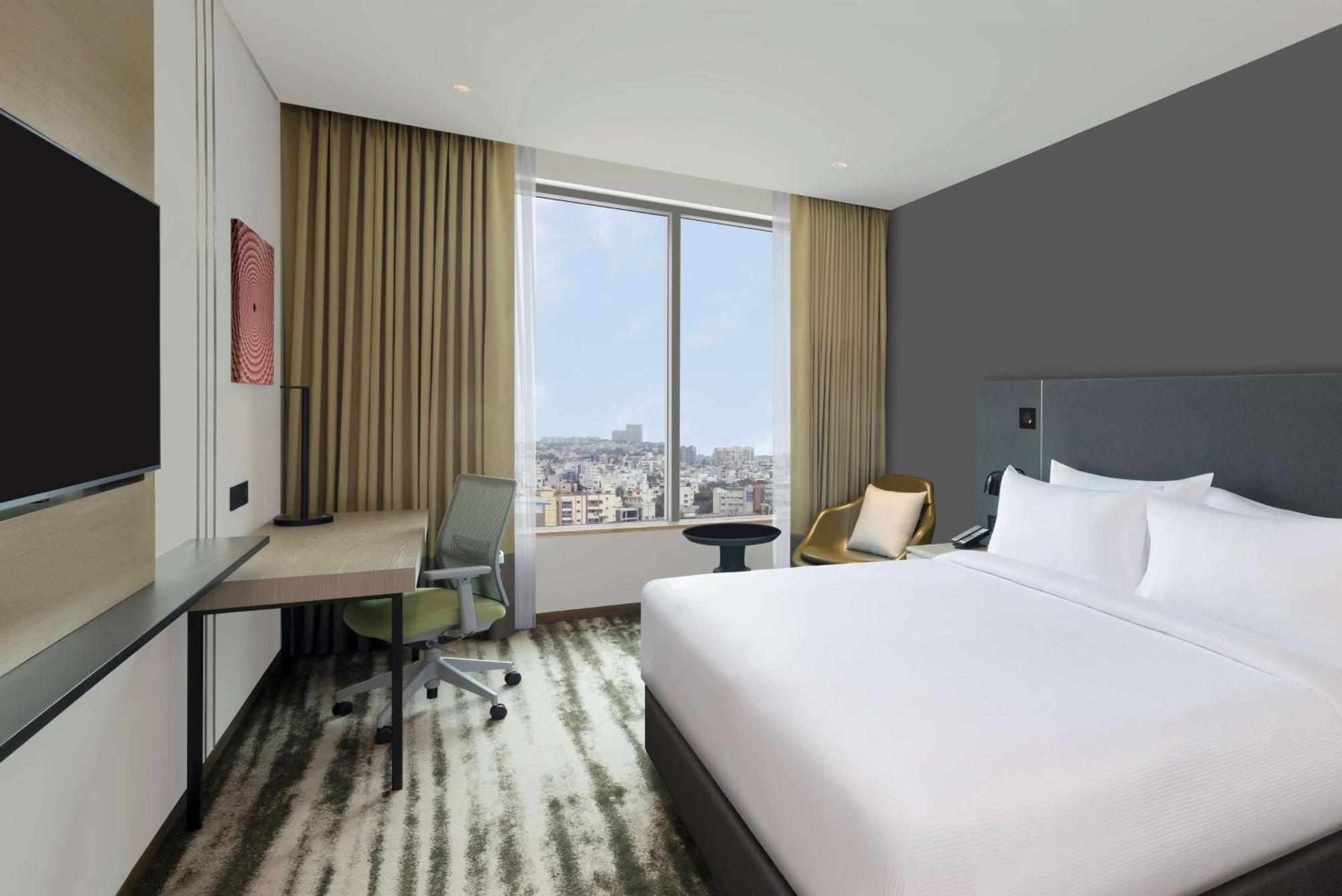 Hilton Garden Inn Bengaluru Embassy Manyata Business Park Extérieur photo