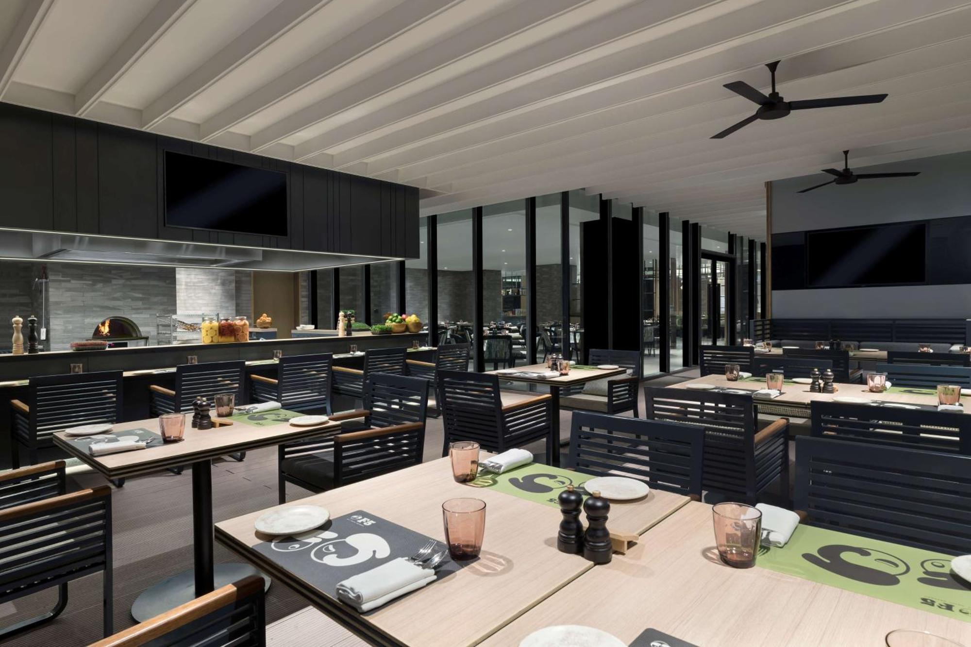 Hilton Garden Inn Bengaluru Embassy Manyata Business Park Extérieur photo
